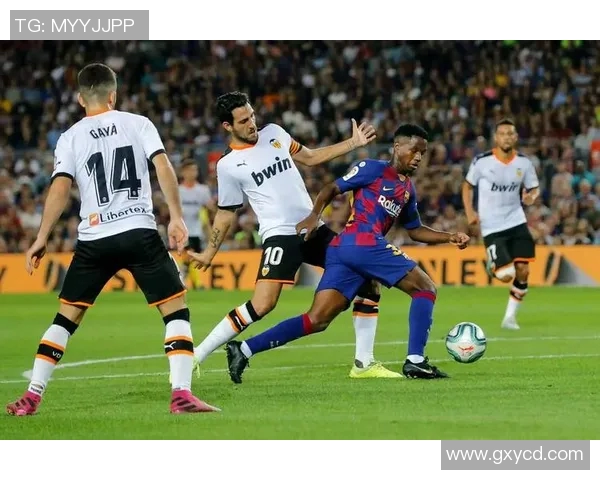 WNBA总决赛山猫对决火花巅峰对决引发球迷热议与期待